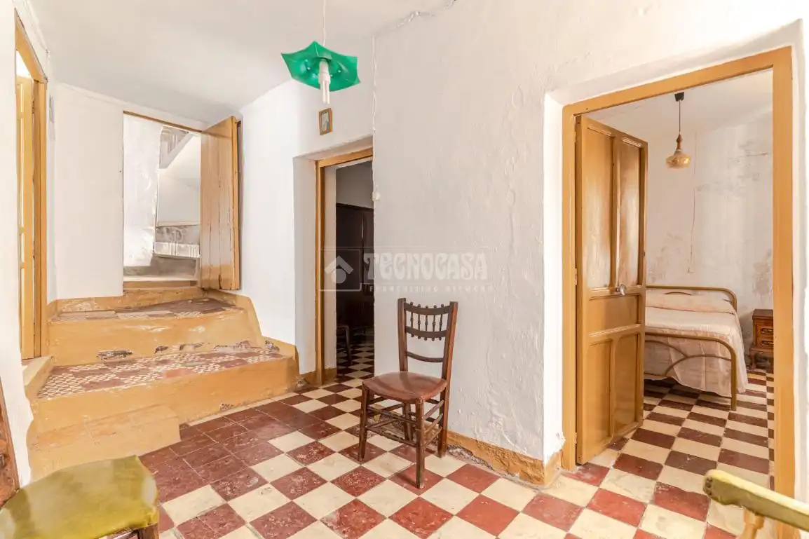 Casa adosada en venta en Otívar