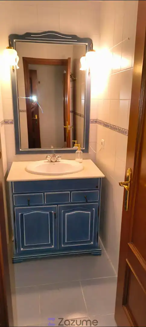 Bathroom of Flat for rent in Mairena del Aljarafe  with Air Conditioner, Furnished and Oven