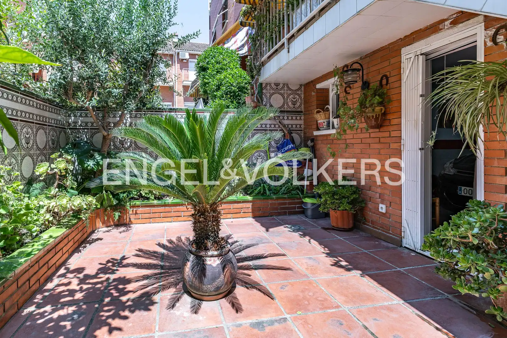 Terrassa de Casa adosada en venda en Arenys de Mar amb Calefacció, Jardí privat i Parquet