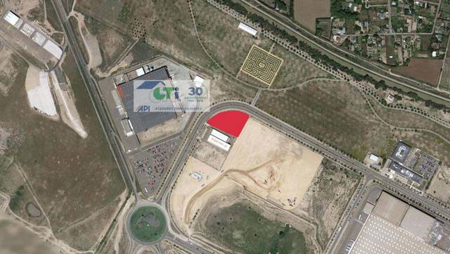 Terreno residencial en Venta en esquina C/Bari  PE. 7.1 en Garrapinillos