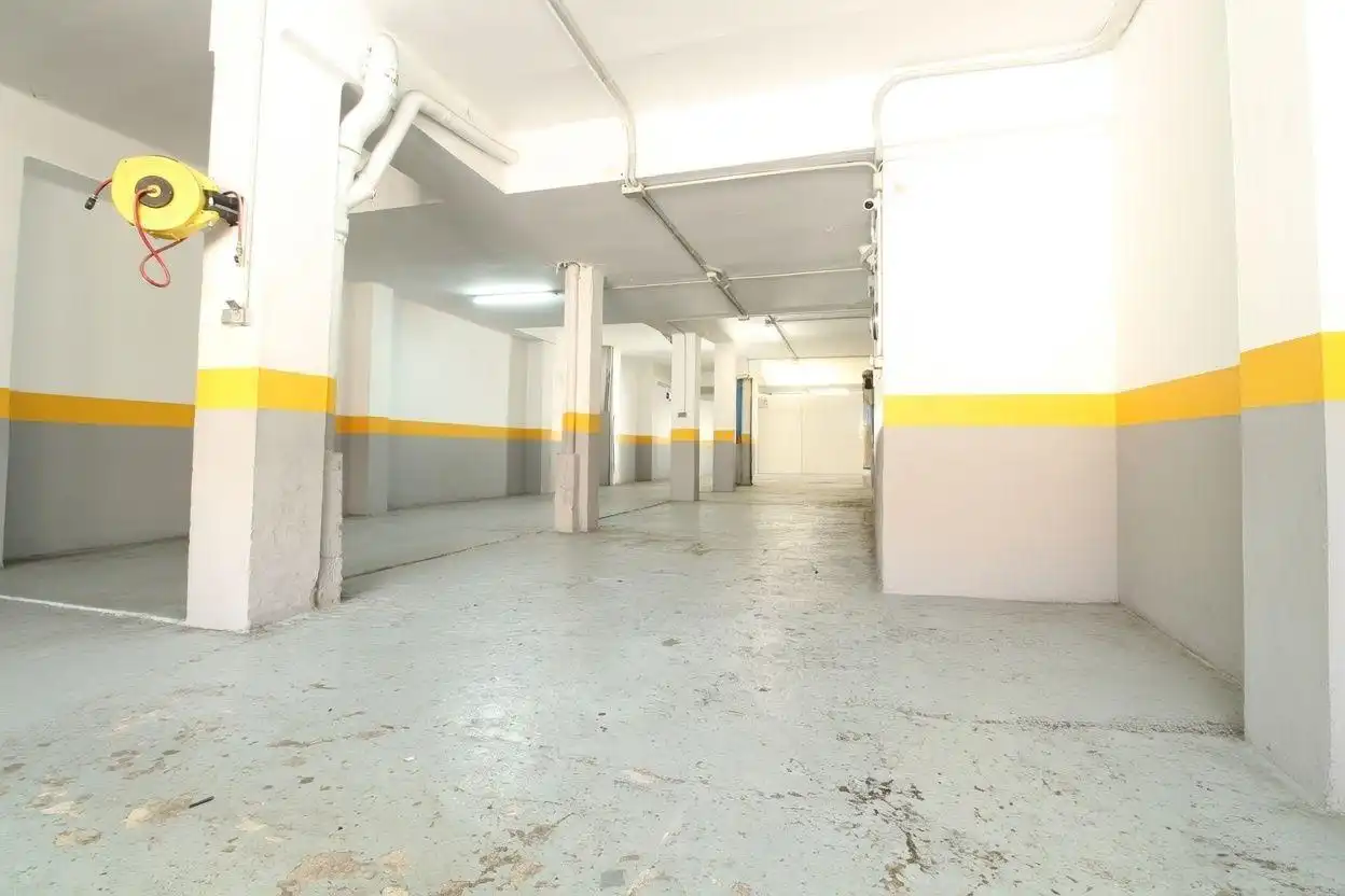 Local comercial en venda a Llevant, imagen 14