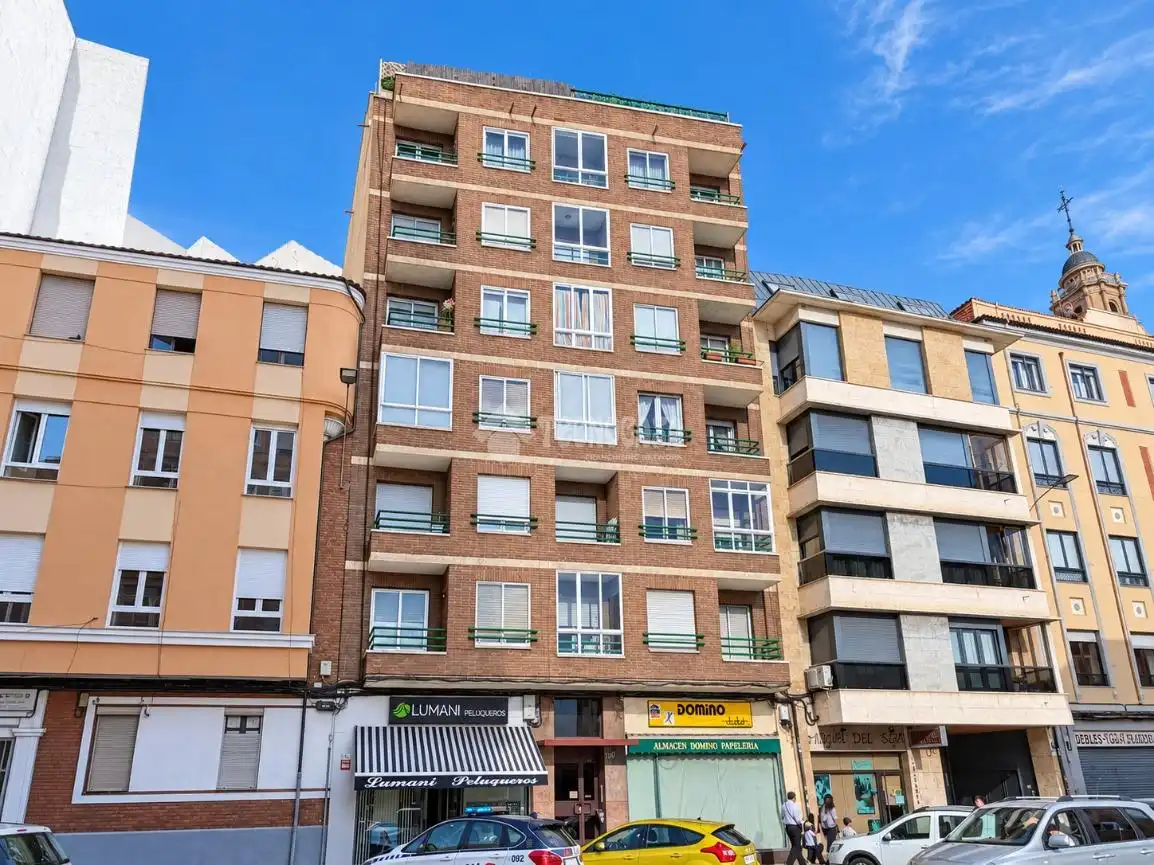 Exterior view of Flat for sale in Centro Ciudad