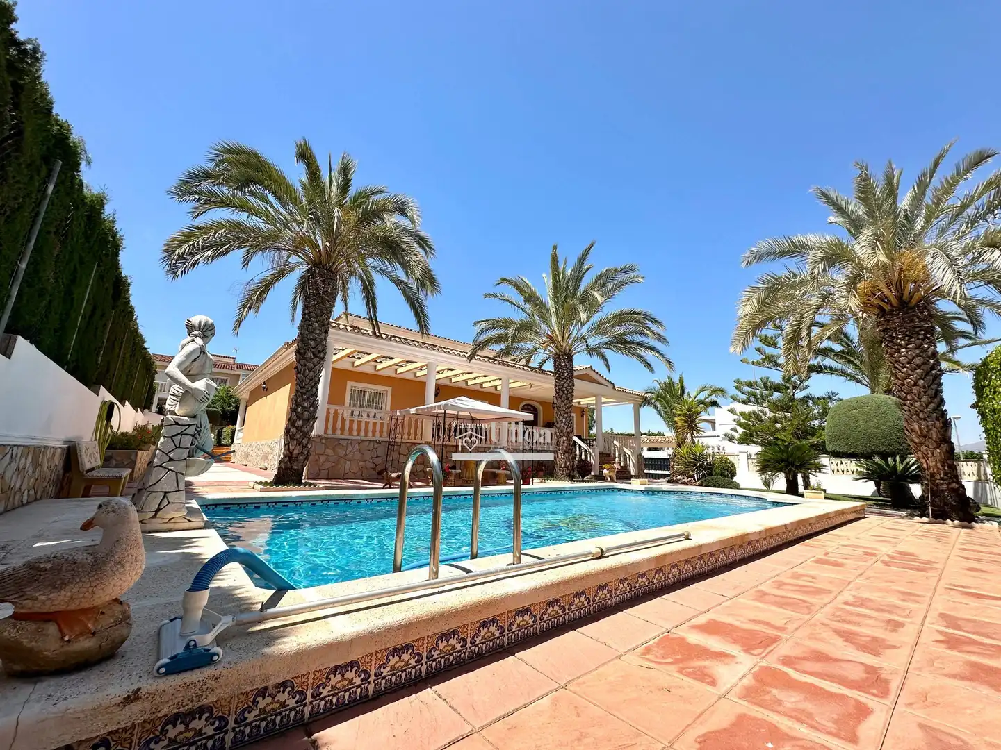 Detached house with pool for sale in La Huerta, imagen 2