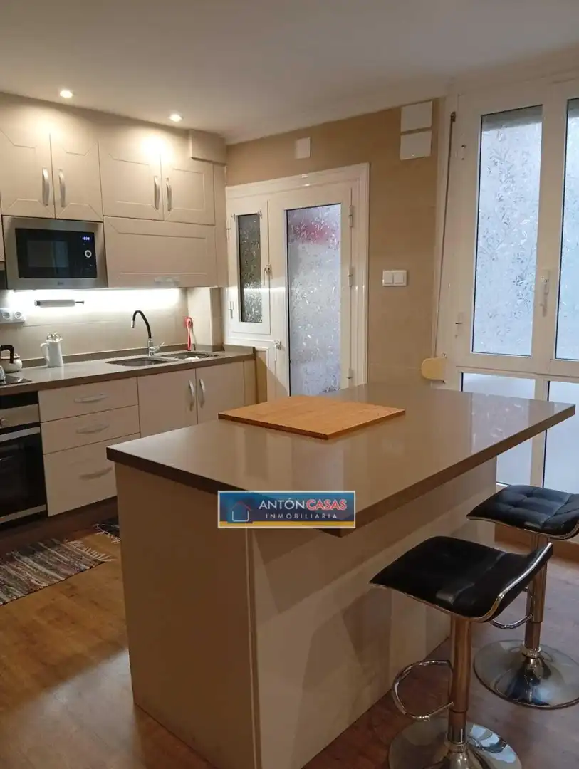 Küche von Wohnung zum Verkauf in Elda mit Klimaanlage, Möbliert und Balkon