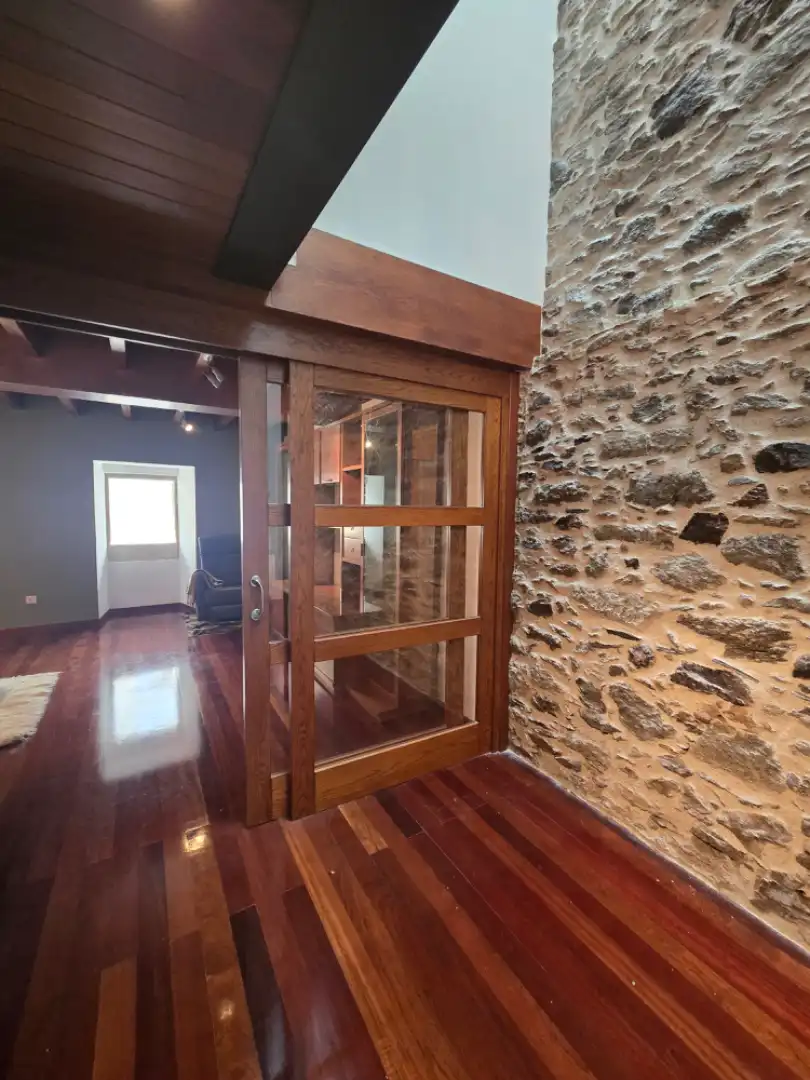 Casa adosada en venta en Viveiro con Calefacción, Parquet y Horno