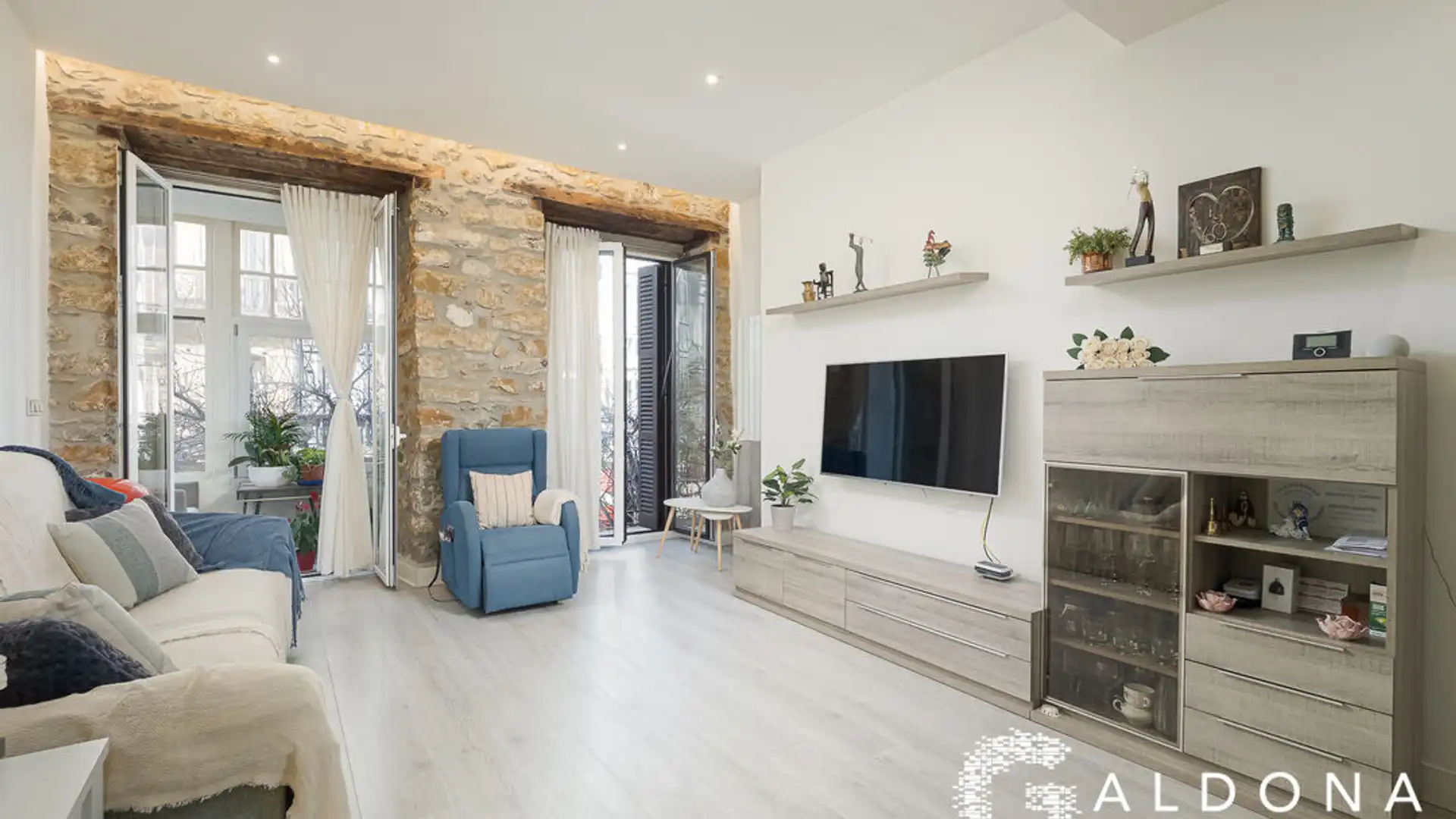 Sala de estar de Piso en venta en Donostia - San Sebastián  con Calefacción, Trastero y Balcón