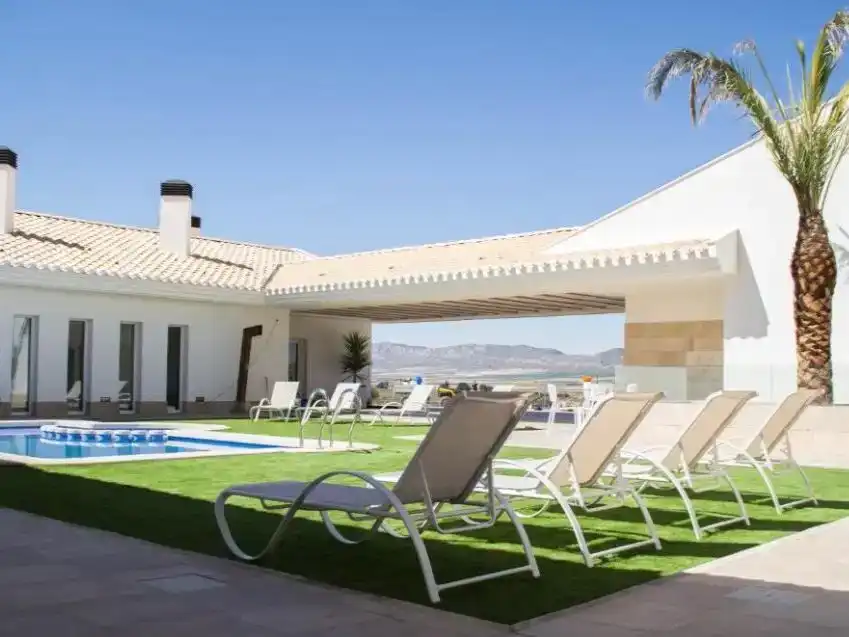 Terrassa de Finca rústica en venda en Yecla amb Aire condicionat, Jardí privat i Parquet