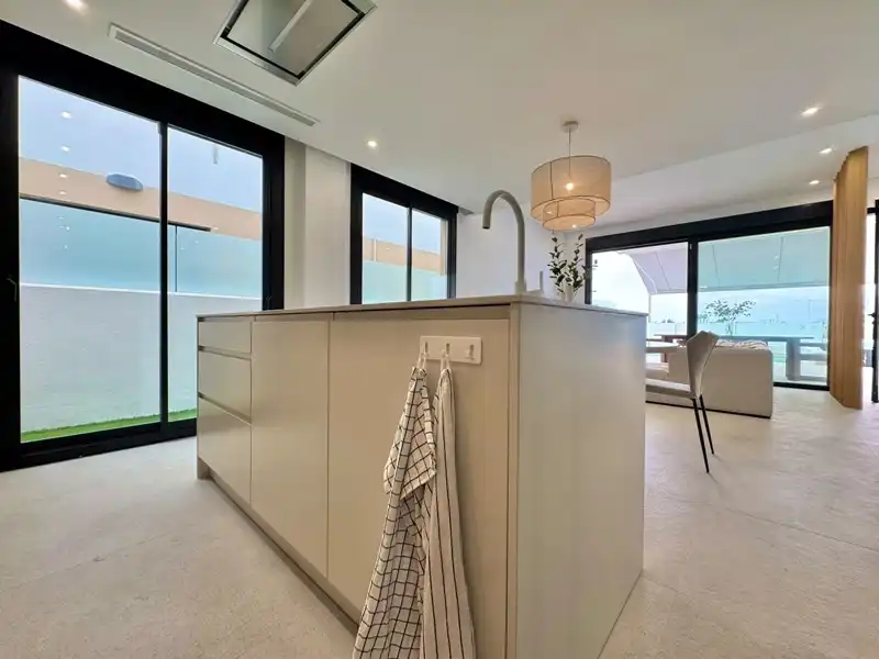 Maison jumelée avec piscine à vendre à C/ Maestra Julia Panchón, imagen 4