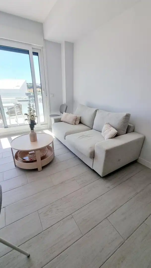 Living room of Attic for rent in Estepona  with Air Conditioner, Terrace and Swimming Pool
