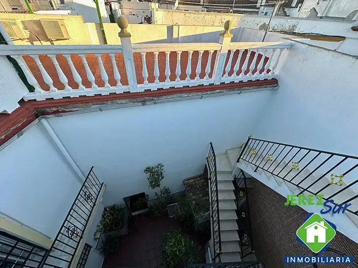 Terrassa de Casa adosada en venda en Jerez de la Frontera amb Aire condicionat, Terrassa i Traster