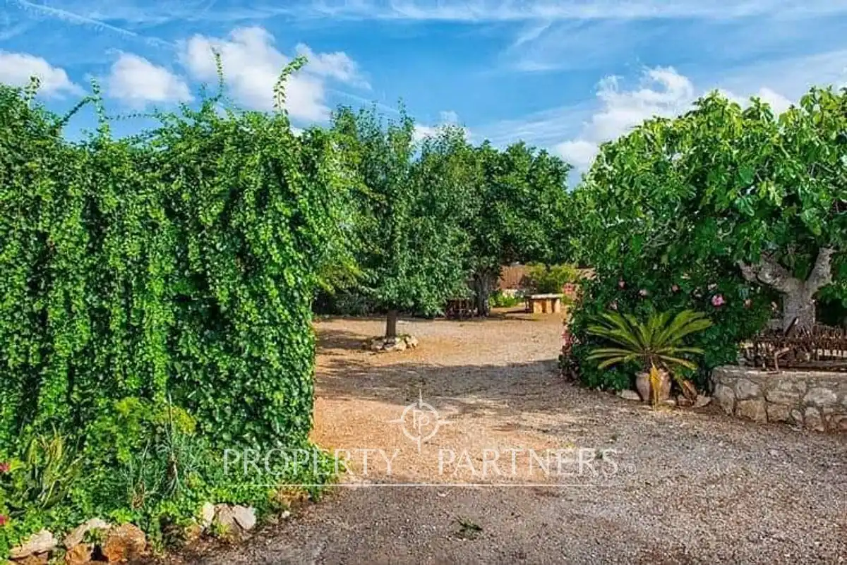 Jardí de Finca rústica en venda en Sant Llorenç des Cardassar amb Calefacció, Jardí privat i Terrassa