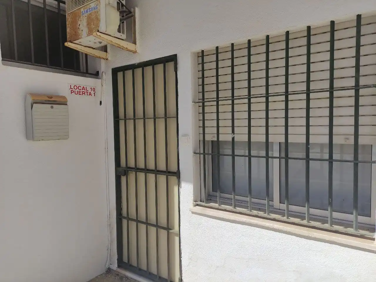 Commercial properties for sale in Puerto Sherry