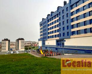 Vista exterior de Residencial en venda en Corvera de Asturias