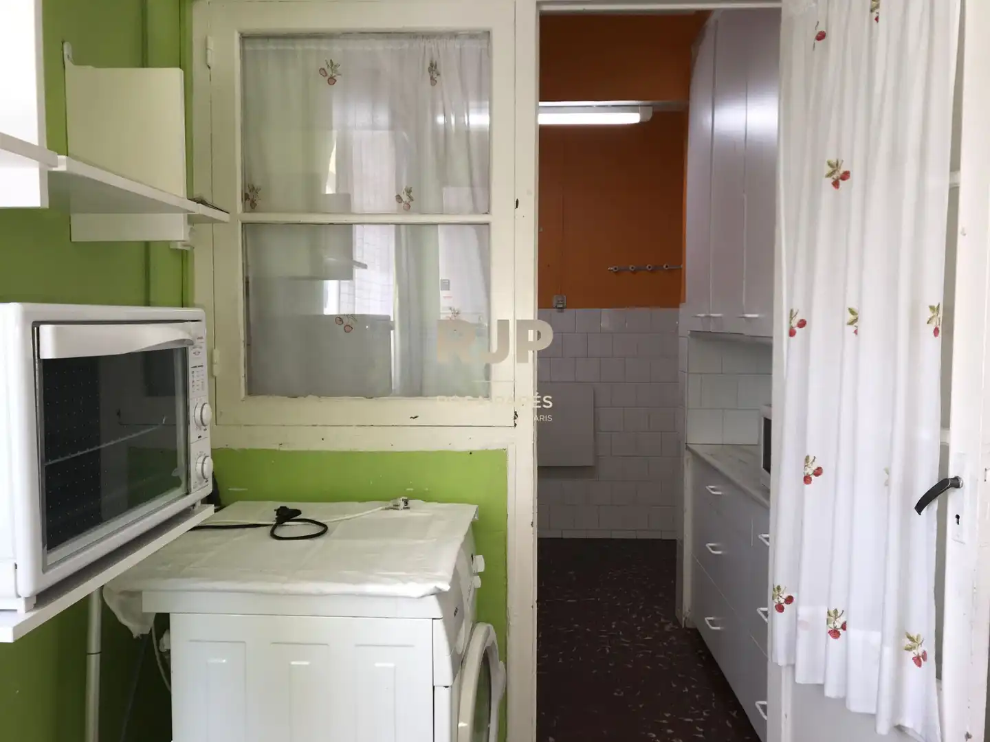 Cuina de Pis en venda en Aiguafreda amb Calefacció i Terrassa