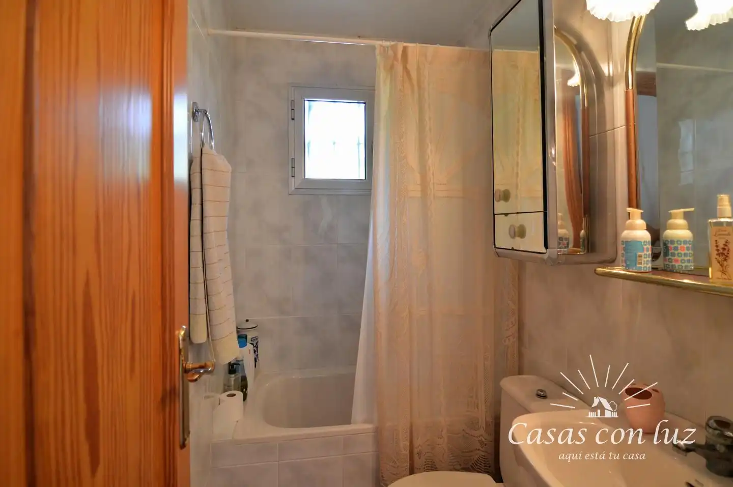 Baño de Finca rústica en venta en Zaragoza con Aire acondicionado, Jardín privado y Amueblado