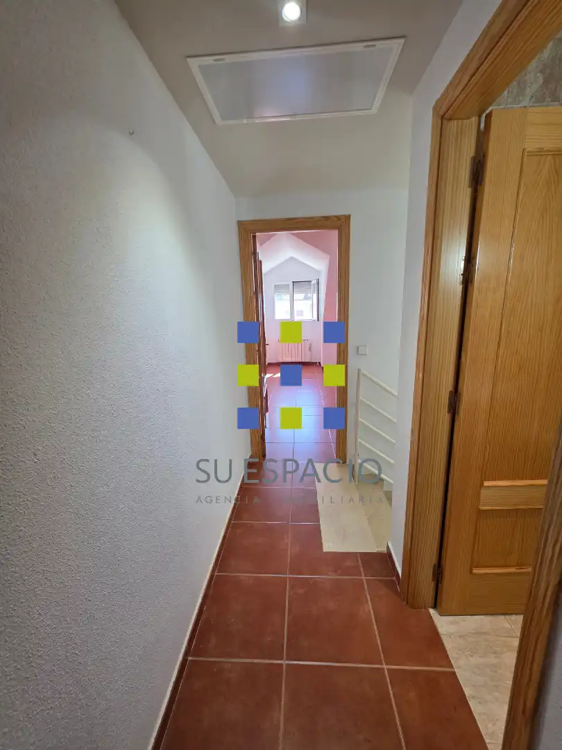 Duplexes for sale in Serranillos del Valle  with Air Conditioner and Heating