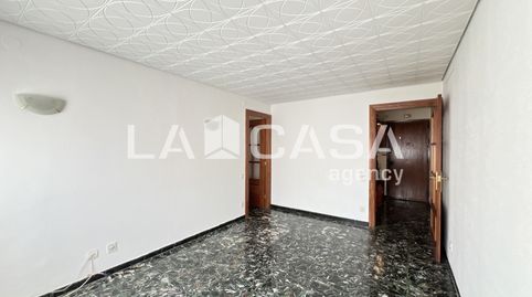 Foto 3 de Piso en venta en Llefià, Badalona