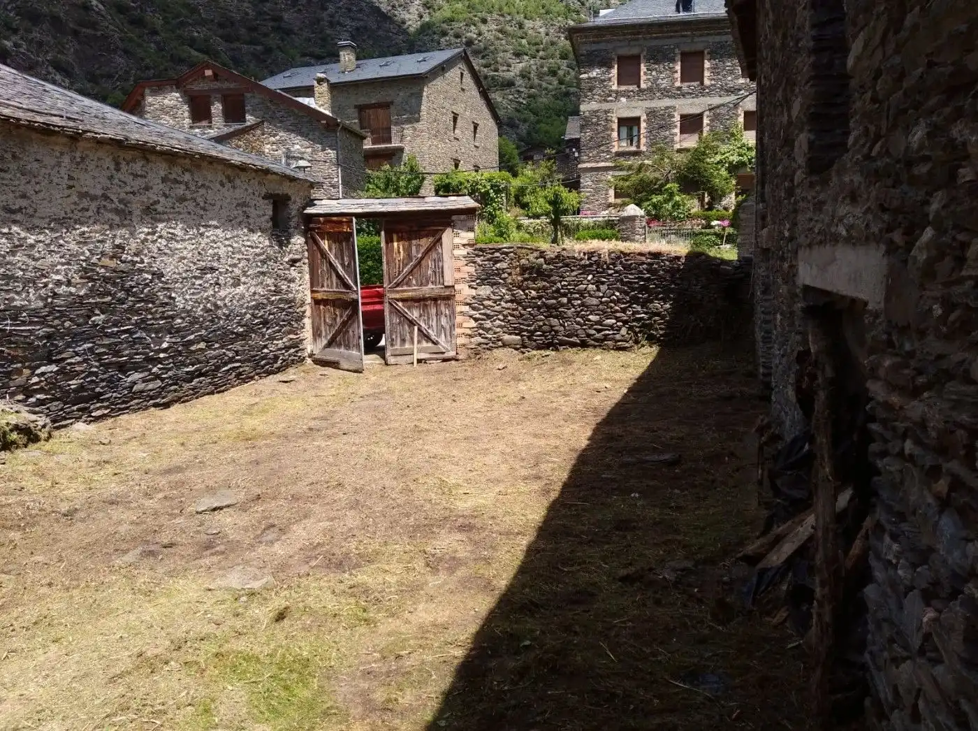 Jardí de Casa o xalet en venda en Alins