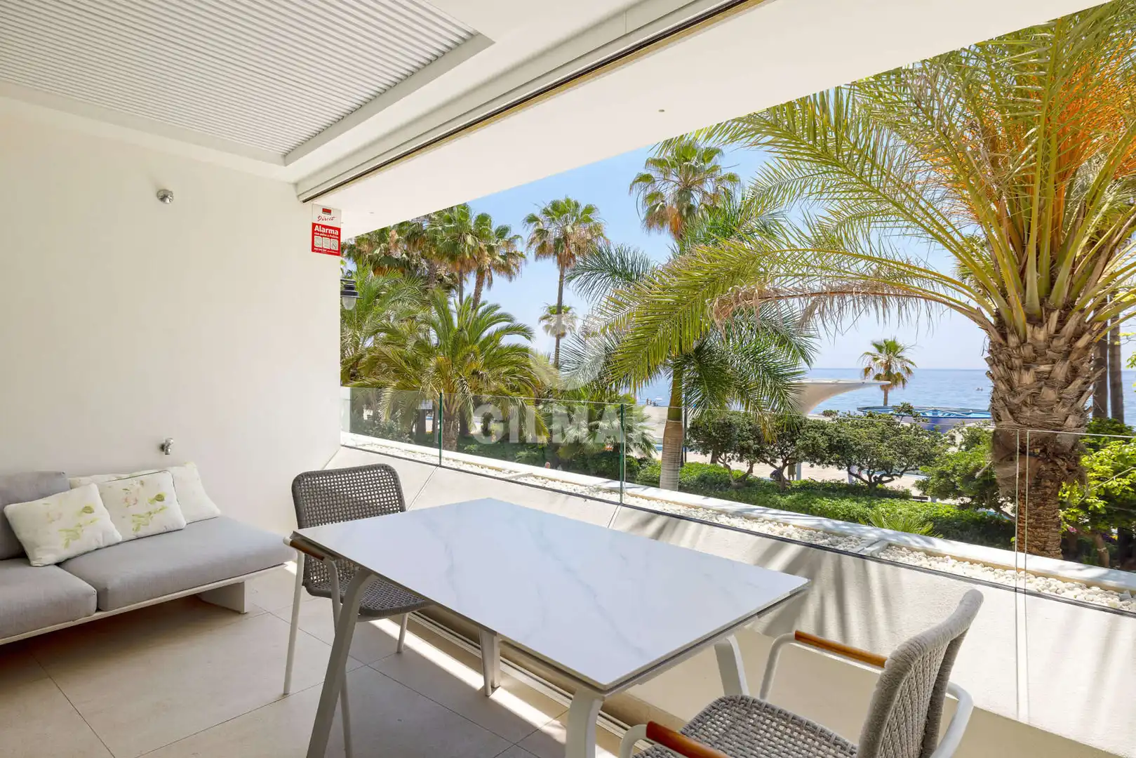 Apartament amb terrassa en venda a Estepona Pueblo, imagen 2