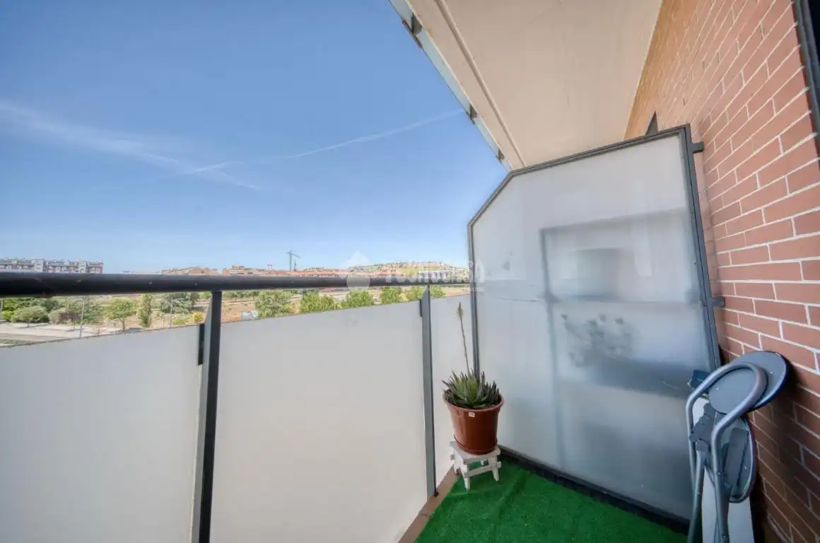 Terrassa de Pis en venda en Arroyo de la Encomienda amb Calefacció, Terrassa i Moblat