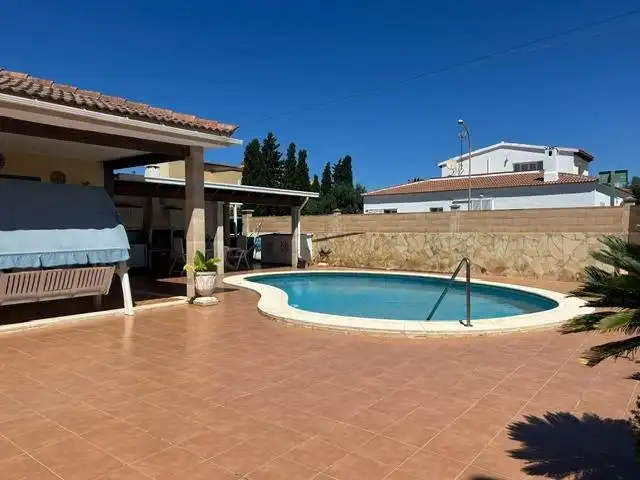 Swimming pool of Houses for sale in Llucmajor  with Air Conditioner, Heating and Private garden