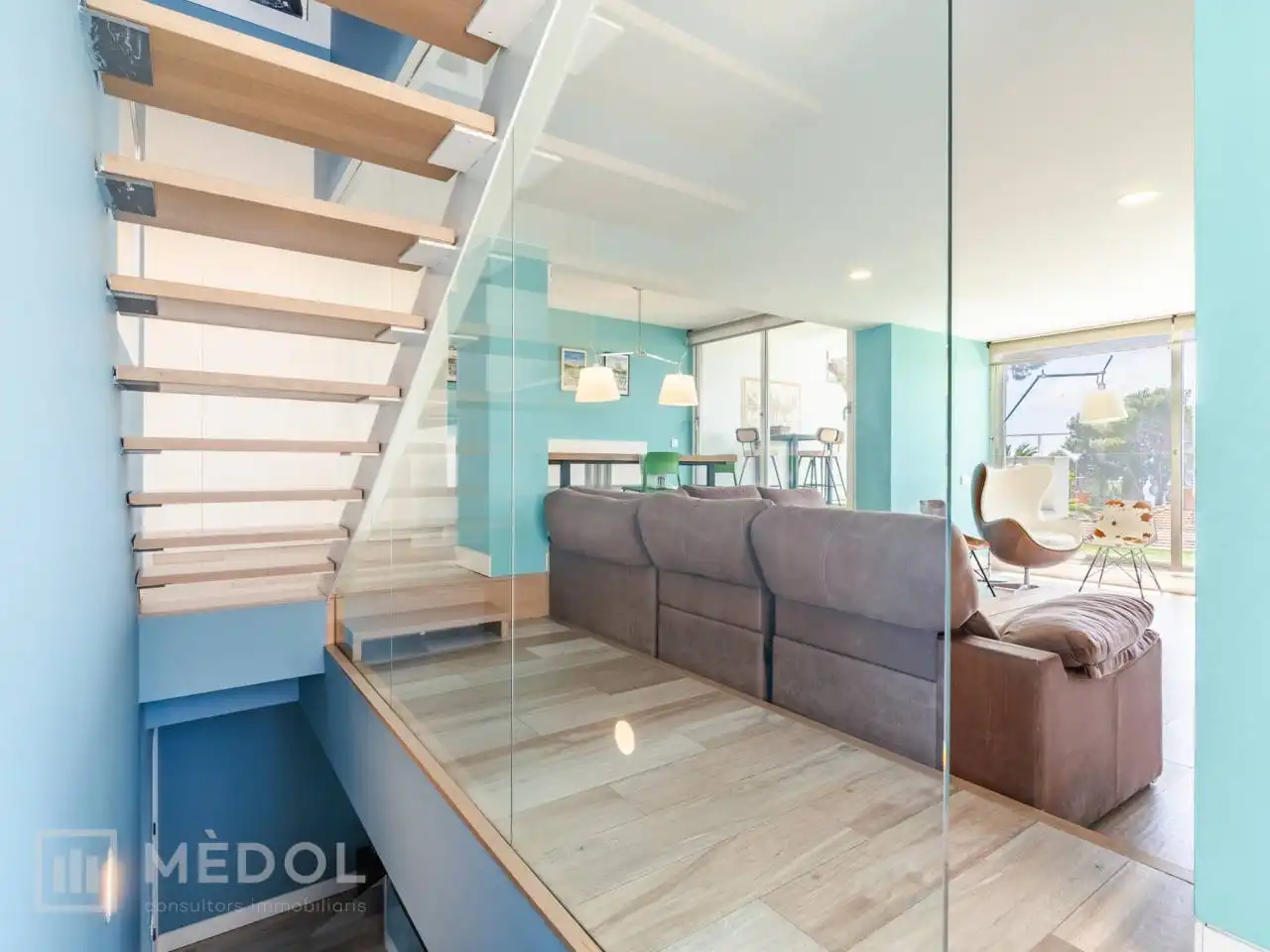 Sala de estar de Casa adosada en venta en Tarragona con Aire acondicionado, Calefacción y Jardín privado