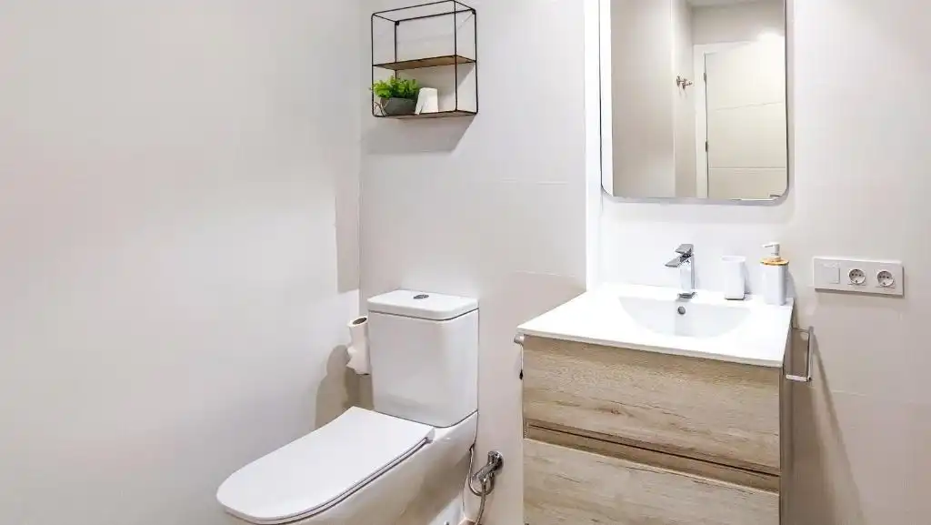 Bathroom of Apartments for sale in Marbella  with Air Conditioner, Heating and Private garden