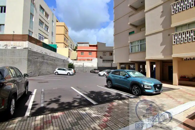 Parking de Piso en venta en Santa Cruz de Tenerife con Aire acondicionado, Parquet y Balcón