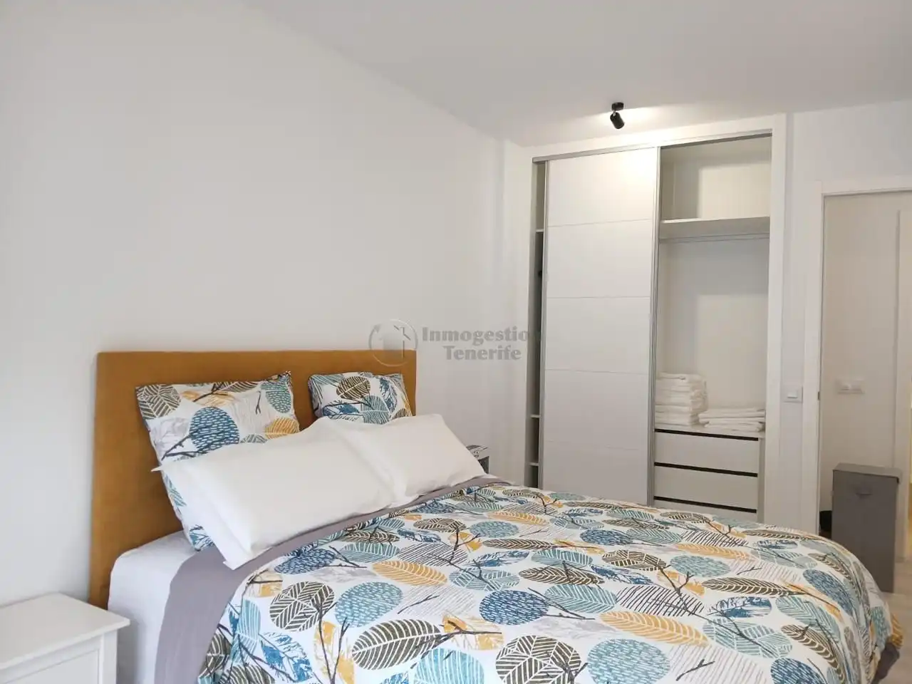 Habitación de Piso de alquiler en Arona con Amueblado, Balcón y Internet
