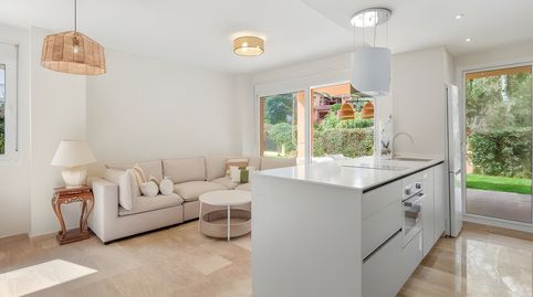 Foto 4 de Planta baixa en venda a Las Chapas - Alicate Playa, Marbella