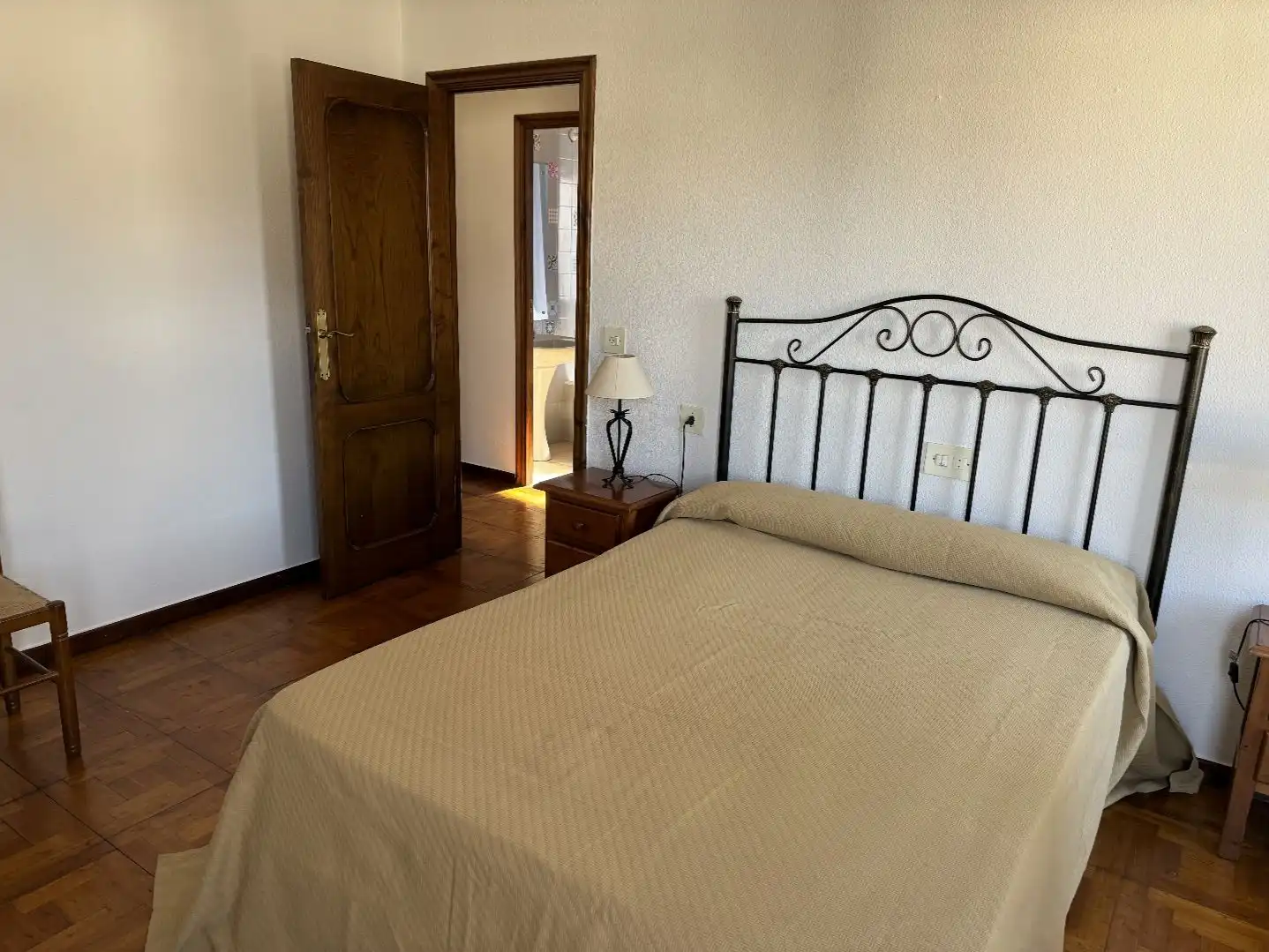 Schlafzimmer von Wohnung zum Verkauf in Ourense Capital  mit Balkon