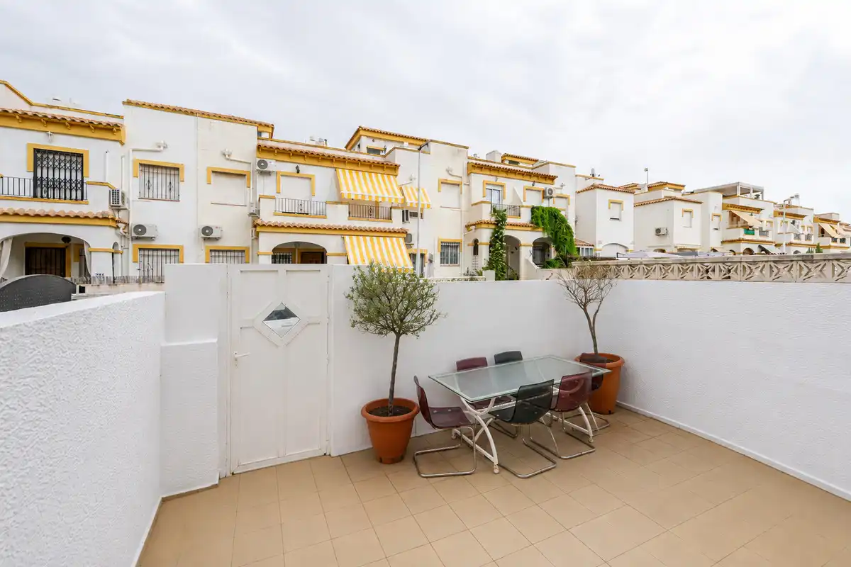 Reihenhaus mit Terrasse zum Verkauf in Avinguda D'Escandinàvia, imagen 4