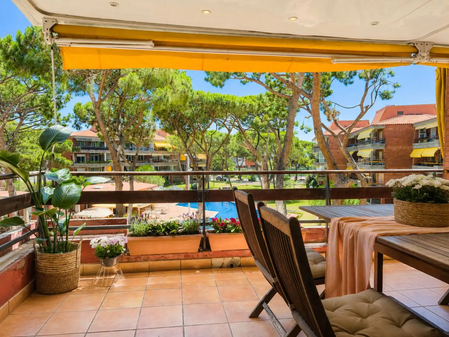 Flat with pool for sale in Avinguda d'Europa 31