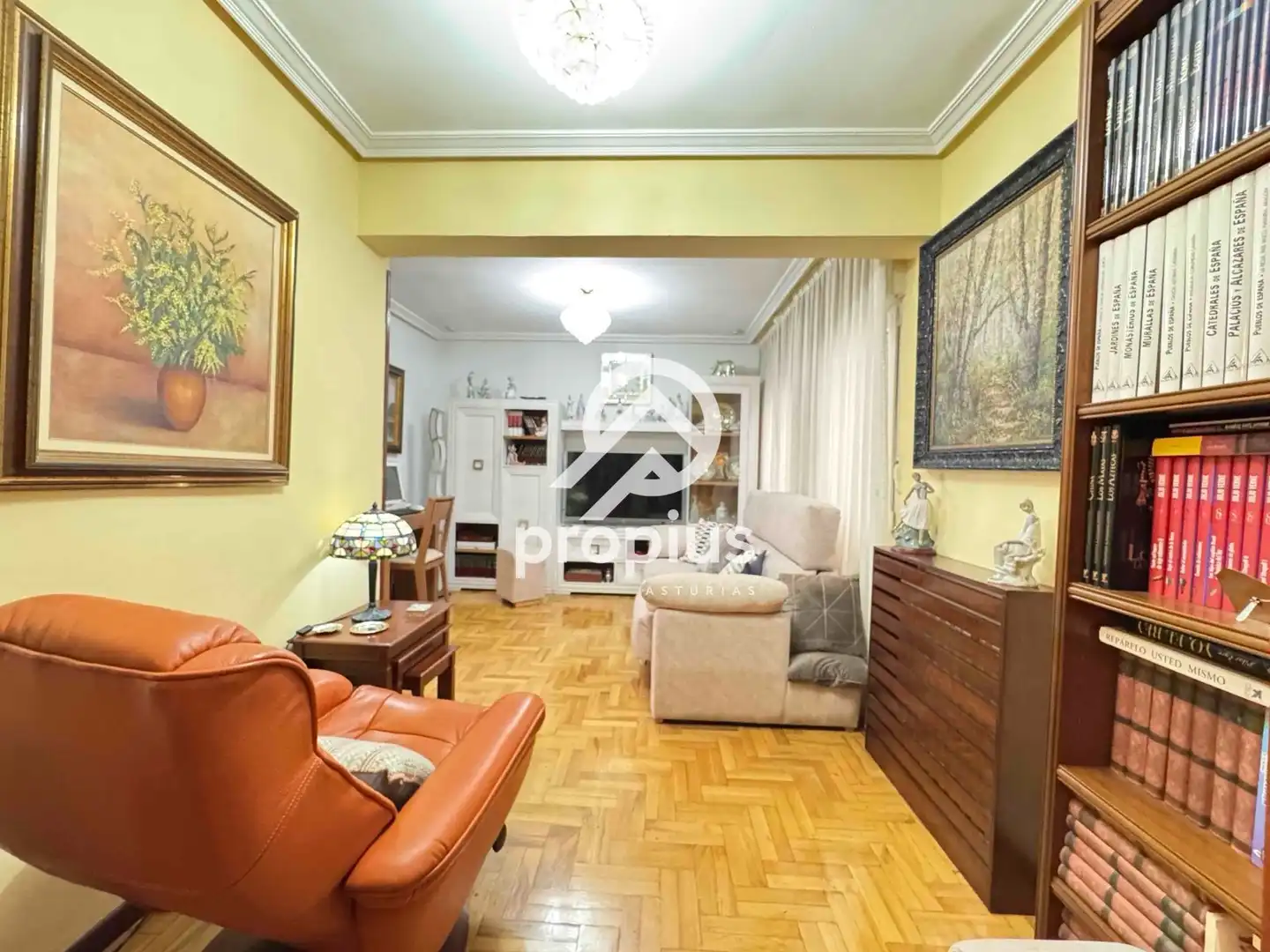 Piso en venta en Pedro Antonio Menendez, Parque San Francisco - Uría