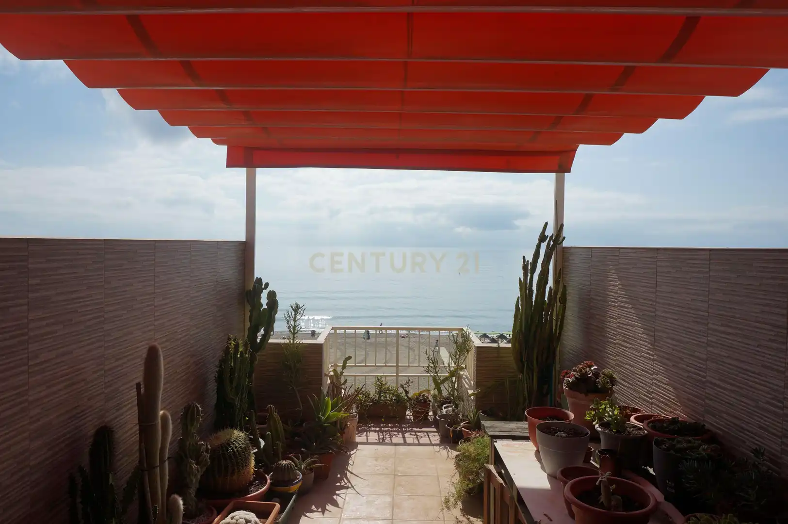 Terrace of Detached homes for sale in Torremolinos  with Air Conditioner, Oven and Washing machine