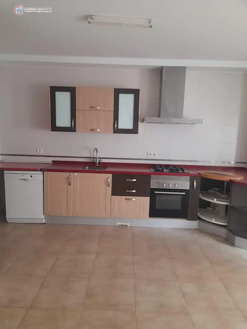Adosado en venta en La Gineta, imagen 4