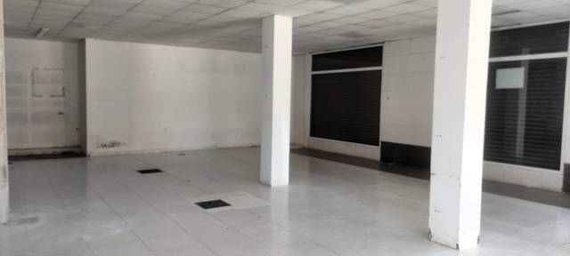 Local comercial en Alquiler en  VERGE DE MONTSERRAT en Canovelles