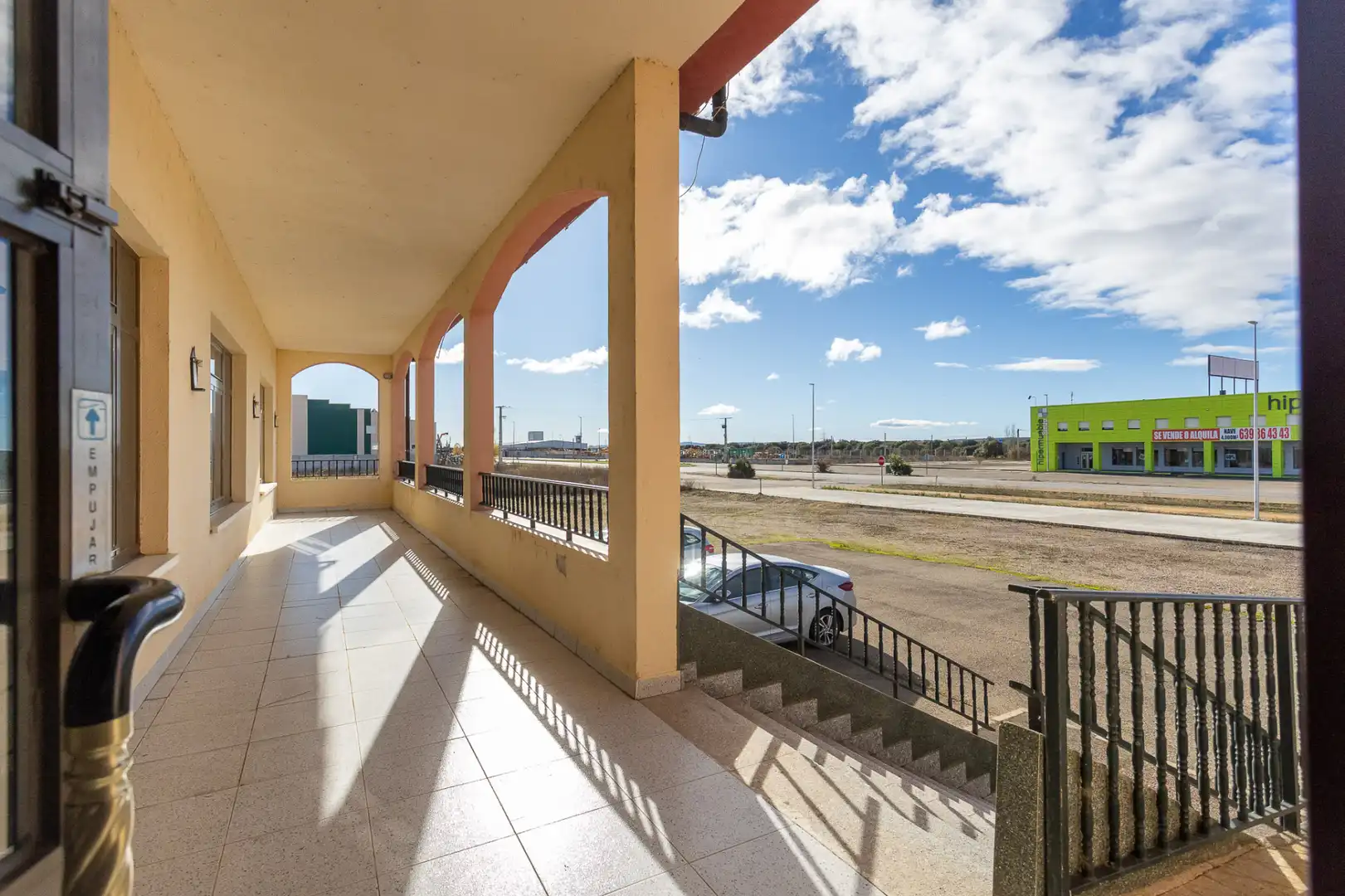 Local comercial en venda a Avenida Bañeza 41, imagen 6