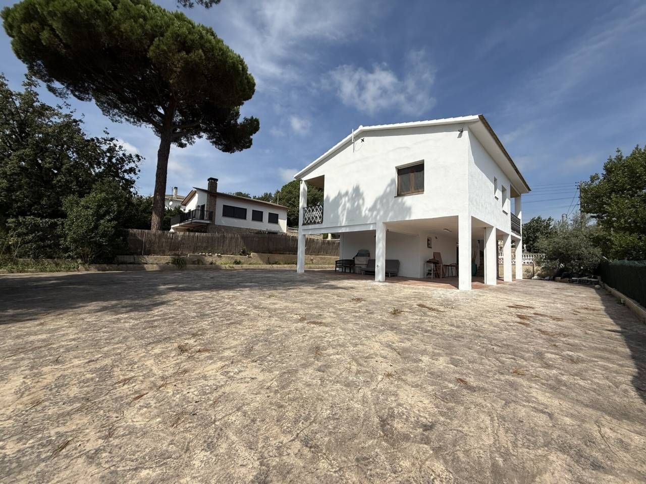 Vista exterior de Casa o xalet en venda en Riells i Viabrea amb Jardí privat i Terrassa