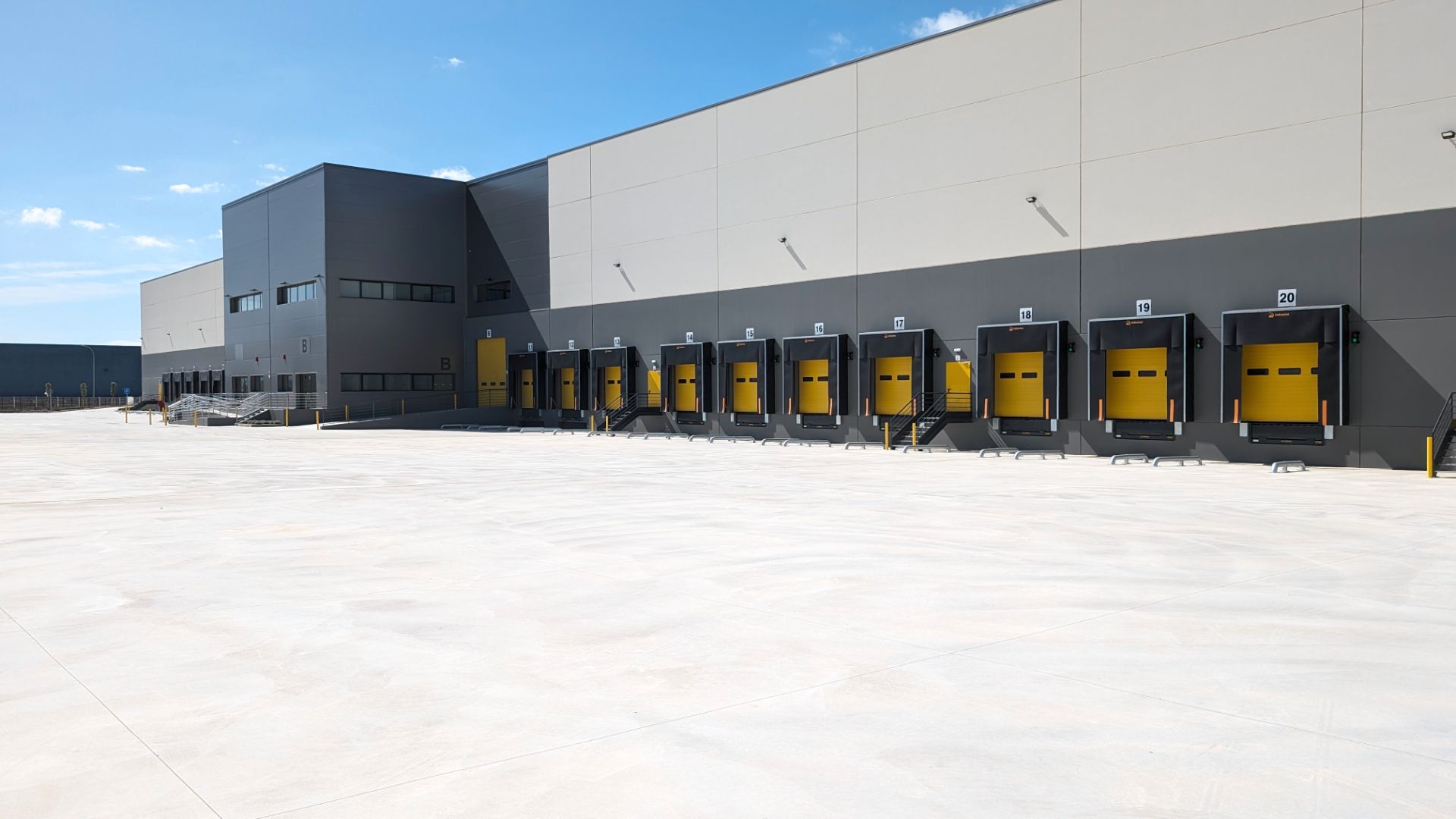 Industrial buildings to rent in Carrer Artesans, Valls