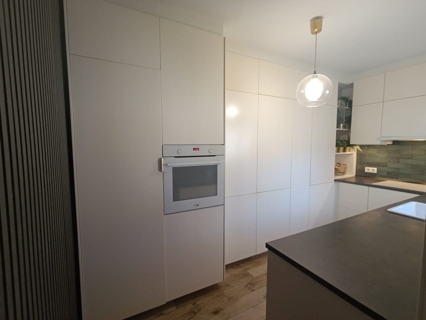 Cuina de Casa adosada en venda en Bollullos de la Mitación amb Aire condicionat, Calefacció i Terrassa