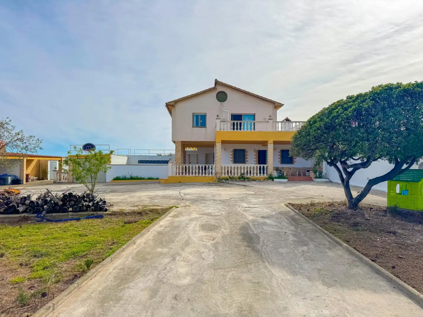 Villa con terrazza in vendita a MUNTANYANS