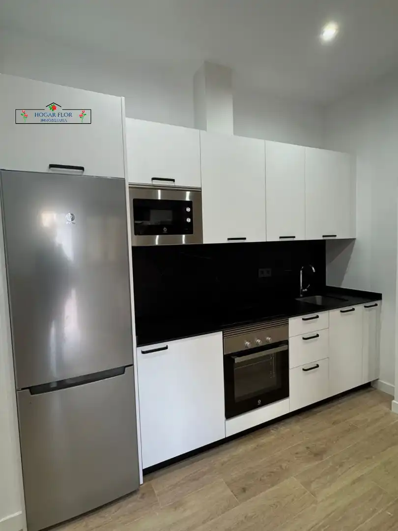 Cuina de Apartament en venda en Salamanca amb Aire condicionat i Calefacció