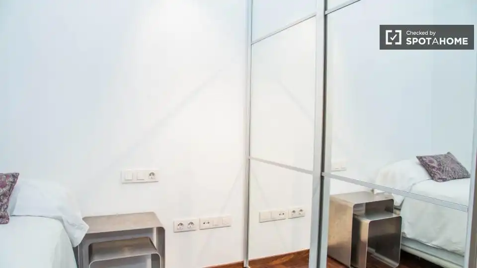Flat with terrace to rent in Sarrià - Sant Gervasi, imagen 4