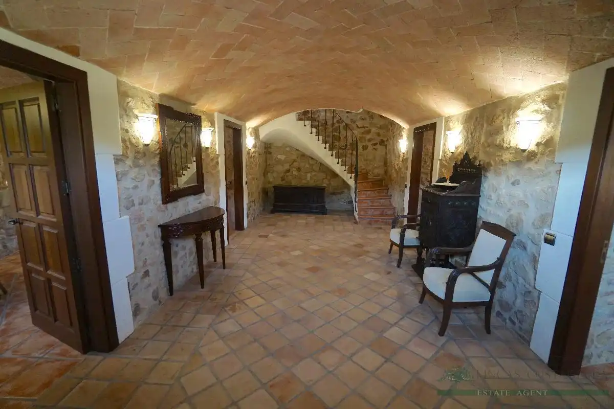 Country homes for sale in Castell d'Aro, Platja d'Aro i s'Agaró  with Air Conditioner, Heating and Terrace