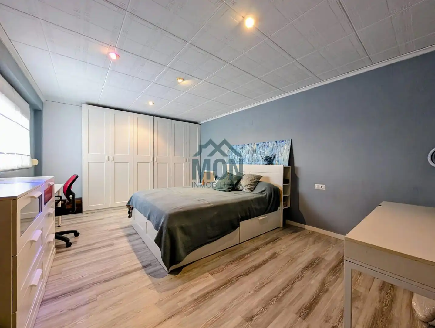 Habitación de Ático en venta en Catarroja con Calefacción, Parquet y Terraza