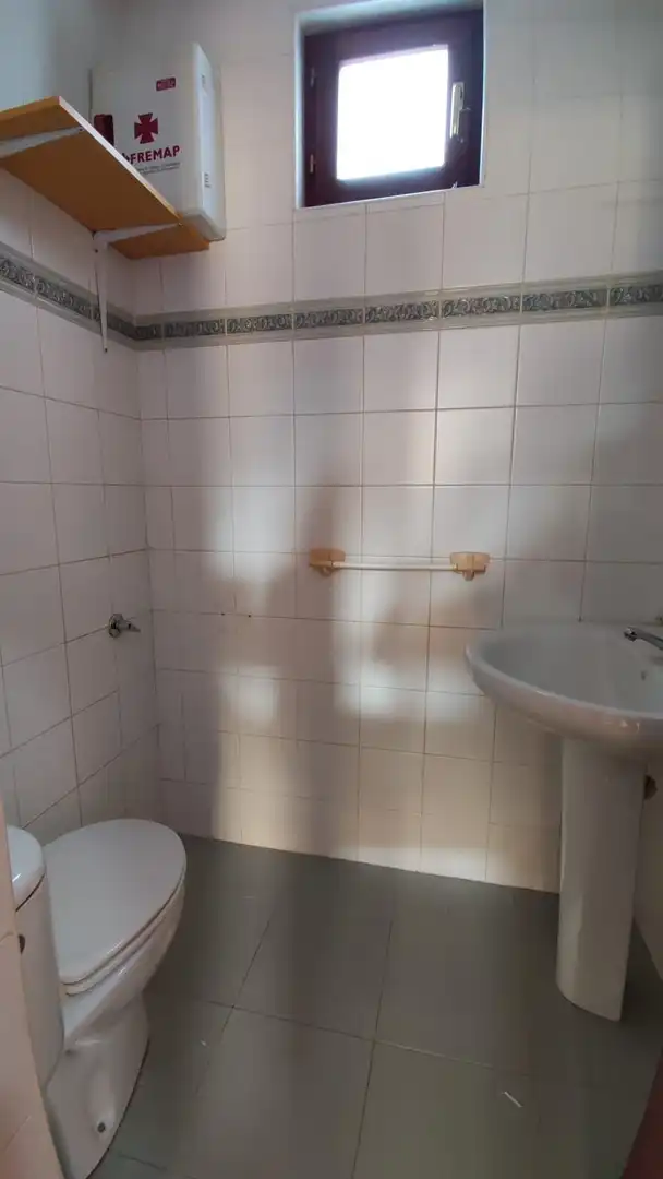 Local commercial à louer à Santa María de Cayón, imagen 12