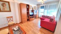 Living room of Apartment for sale in Burgos Capital  with Heating, Parquet flooring and Terrace