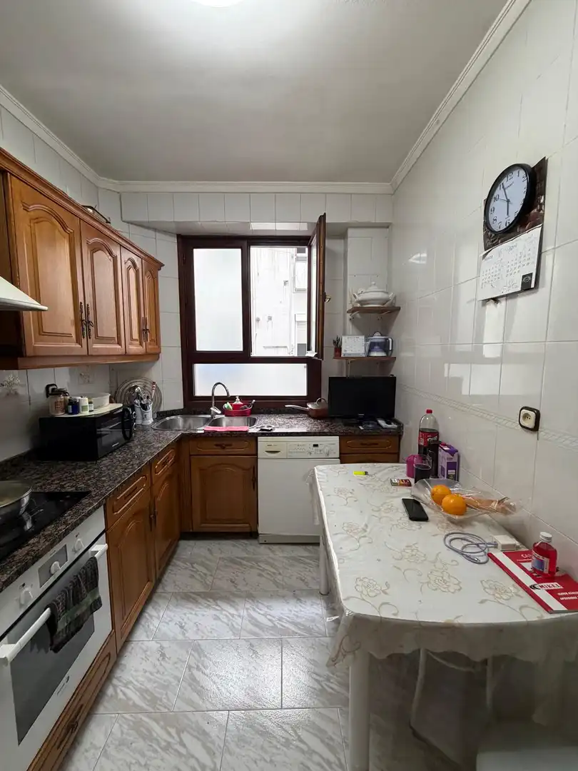 Cocina de Piso en venta en Bilbao  con Calefacción y Balcón