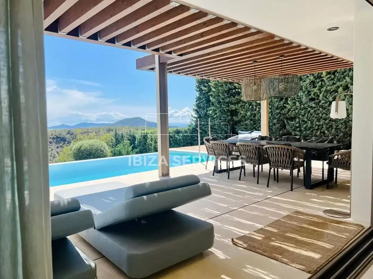 Chalet con piscina en venta en Es Cubells, imagen 10